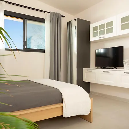 Dependance - - Alfa Apartment *